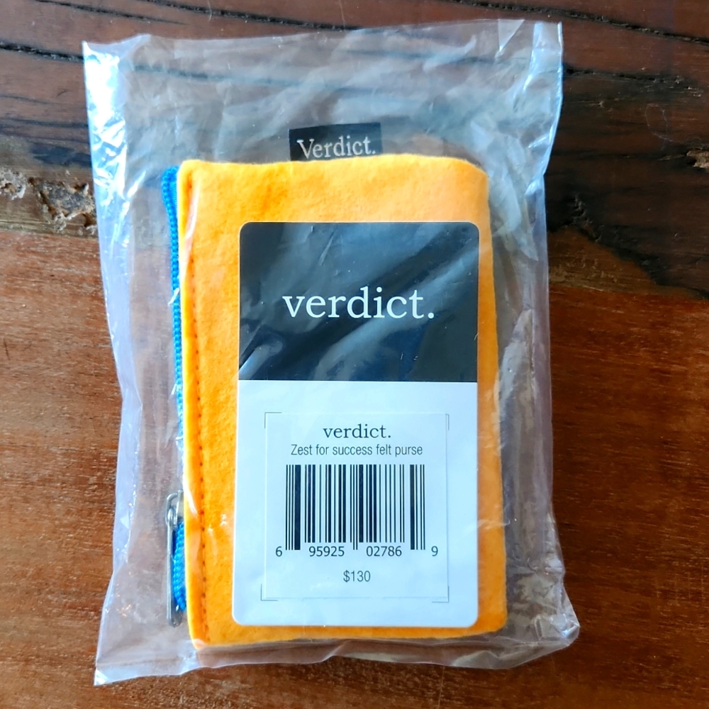NWT Verdict felt purse